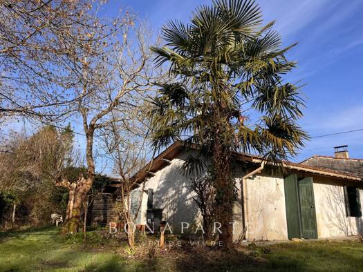 Ferme à vendre 149 000 € 3 pièces 2 chambres 73 m² 12 700 m² de terrain Gaillan-en-Médoc 33340
