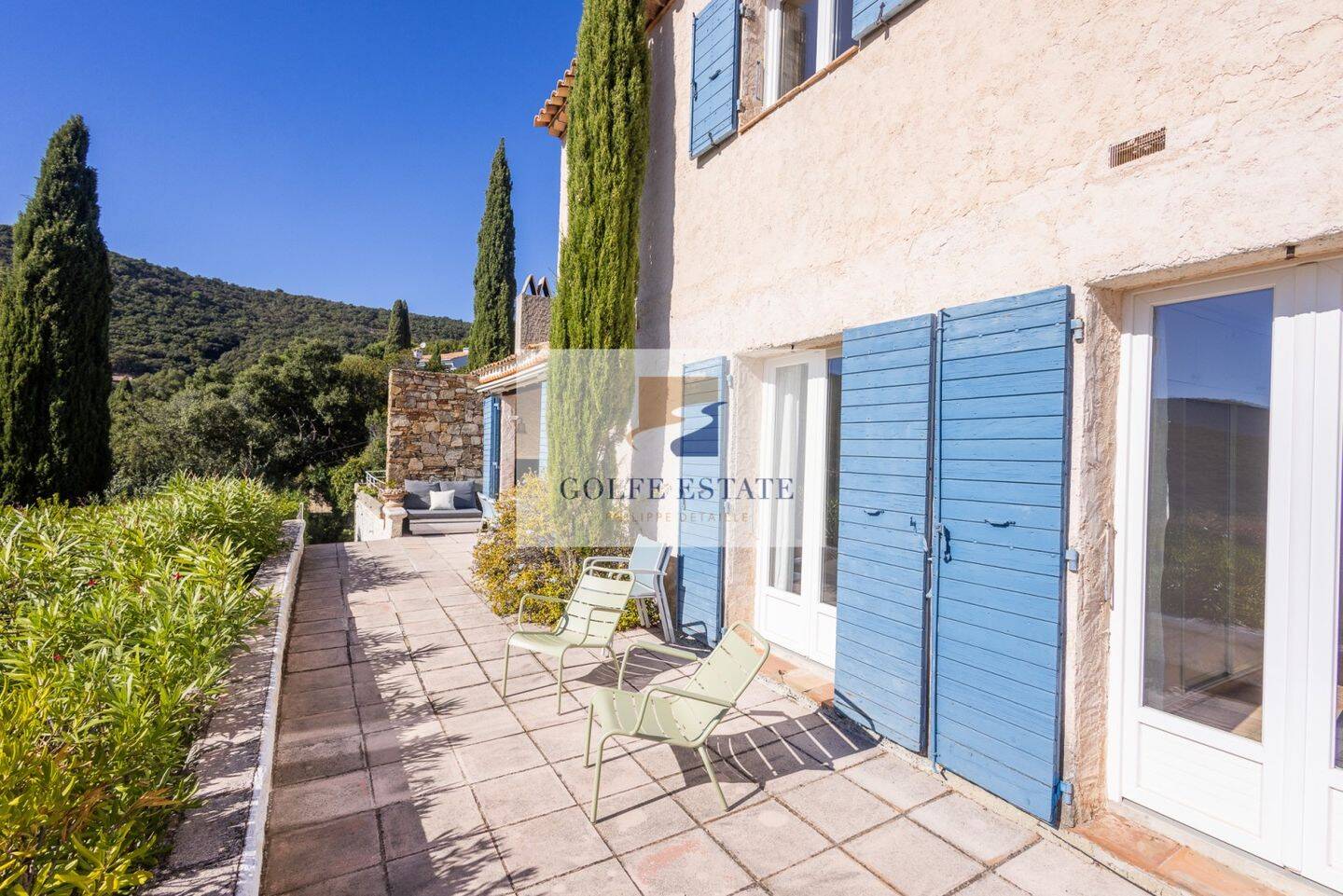 Maison à vendre, 113m², LA CROIX VALMER