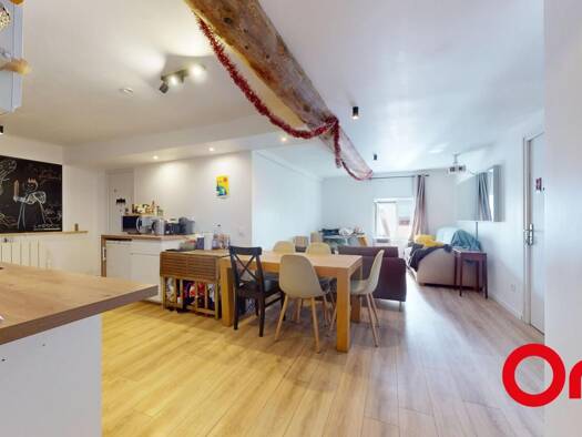 Duplex à vendre 299 000 € 6 pièces 5 chambres 127,41 m² Étage 3/3 centre Ville-La Chartonnière-La Barre Villefranche-sur-Saône 69400