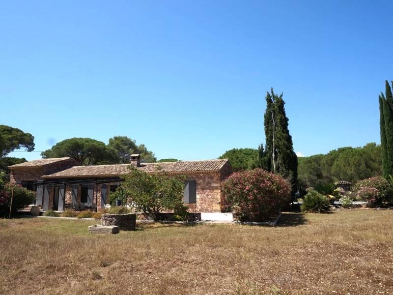 Maison à vendre, 200m², PUGET SUR ARGENS