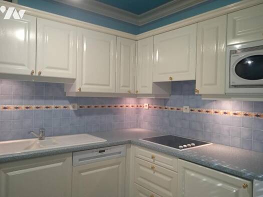 Appartement à louer 914 € 3 pièces 2 chambres 77 m² RDC Montargis 45200
