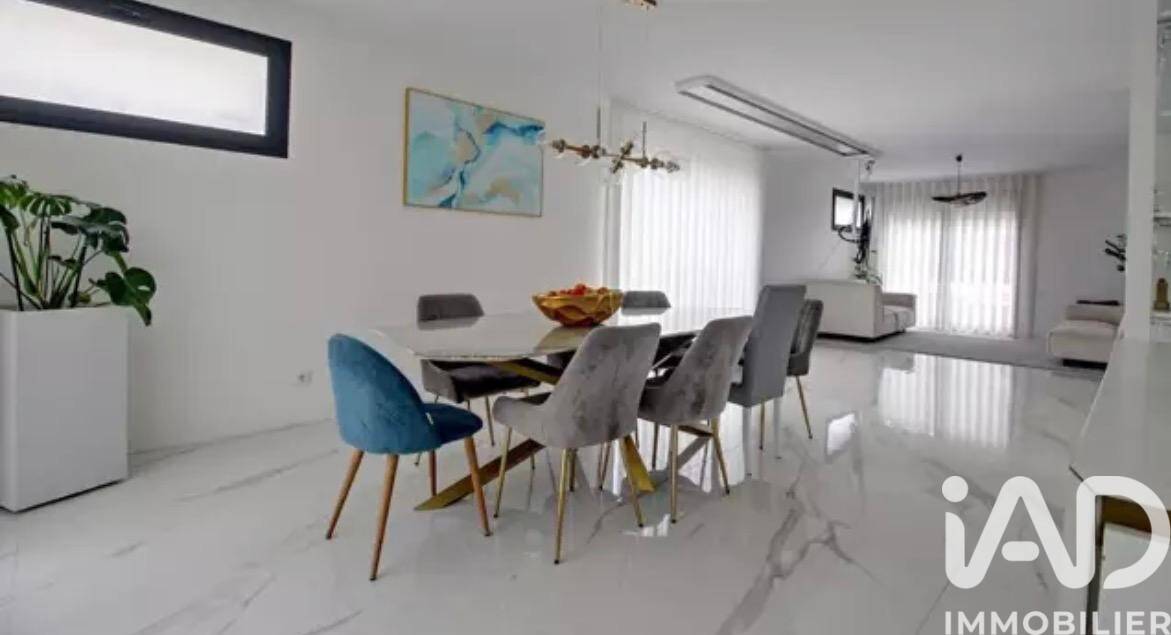 Maison à vendre, 210m², LA FRETTE SUR SEINE