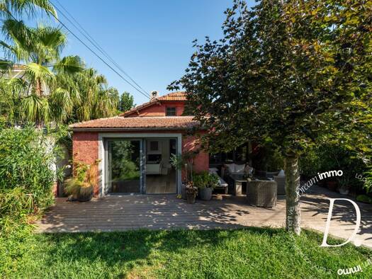 Villa à vendre 560 000 € 3 pièces 2 chambres 75 m² 2 m² de terrain Cap Brun  Toulon 83000