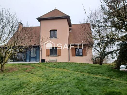 Pavillon à vendre 319 000 € 8 pièces 3 chambres 183 m² 2 300 m² de terrain Beaumont-sur-Grosne 71240