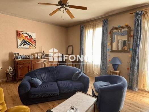 Maison de ville à vendre 369 000 € 10 pièces 5 chambres 298 m² 137 m² de terrain Luynes 37230