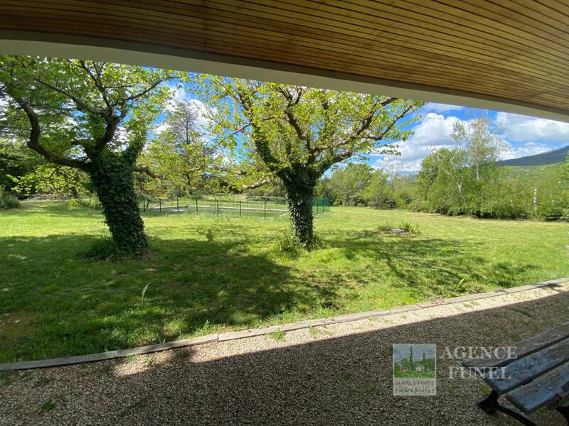 Maison à vendre, 430m², SAINT VALLIER DE THIEY