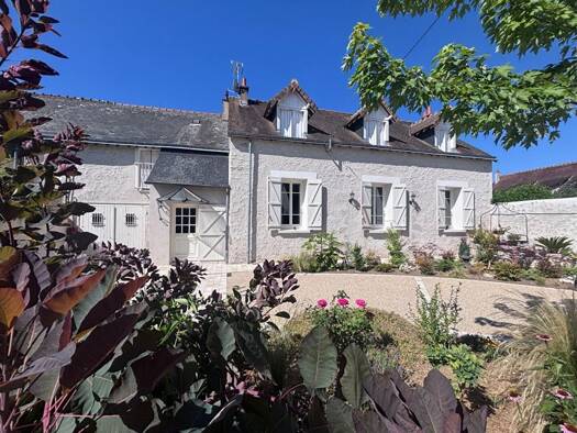Maison à vendre 474 900 € 7 pièces 4 chambres 179 m² 467 m² de terrain Saint-Denis-sur-Loire 41000