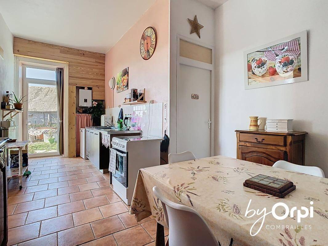 Maison à vendre, 221m², SAINT MAURICE PRES PIONSAT