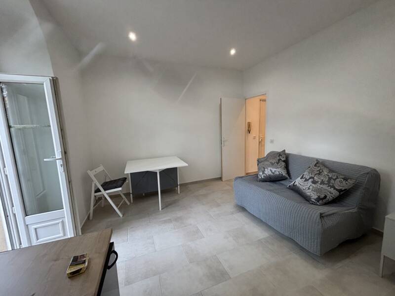 Maison à louer, 19m², NICE