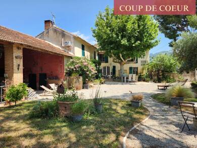 Ferme à vendre 592 000 € 6 pièces 3 chambres 219 m² 2 463 m² de terrain Vacqueyras 84190