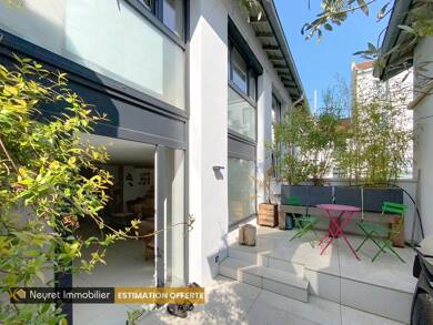 Loft à vendre 339 000 € 5 pièces 3 chambres 180 m² RDC St Etienne 42100
