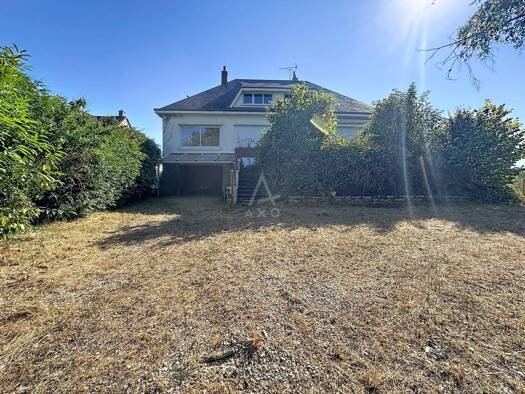 Maison à vendre 259 000 € 7 pièces 5 chambres 162 m² 2 050 m² de terrain Saint-Benoît-sur-Loire 45730