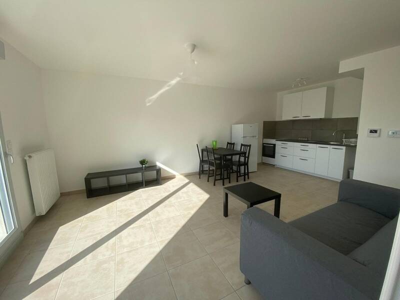 Maison à louer, 42m², MIONS