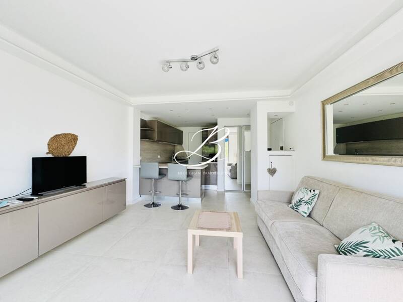 Maison à louer, 27m², CANNES