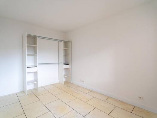 Appartement à louer 895 € 2 pièces 1 chambre 47,2 m² RDC/5 Ville d'Ete Arcachon 33120