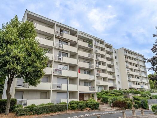 Appartement à vendre 139 500 € 2 pièces 1 chambre 53,9 m² Étage 5/5 Justice-Heuruelles Cergy 95000