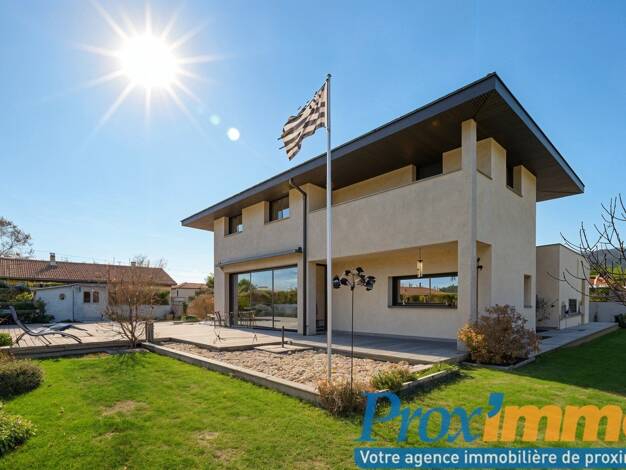 Maison à vendre 395 000 € 5 pièces 3 chambres 115 m² 1 000 m² de terrain Saint-Hilaire-de-la-Côte 38260