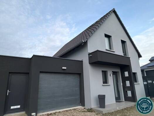 Maison à vendre 442 900 € 4 pièces 3 chambres 90 m² Eschau 67114