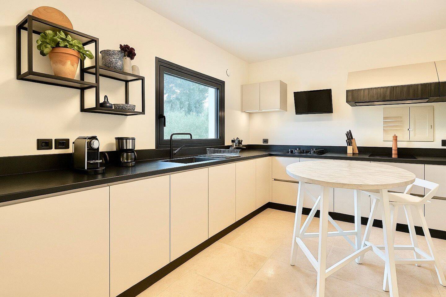 Maison à vendre, 137m², PETIT BOURG