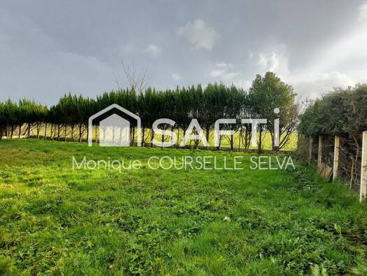Immeuble à vendre 140 000 € 140 m² Cussac-Fort-Médoc 33460