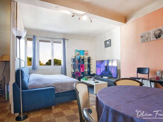 Appartement à vendre 239 000 € 1 pièce 36,8 m² Étage 2/2 Clos des Plages-Peymian La Ciotat 13600