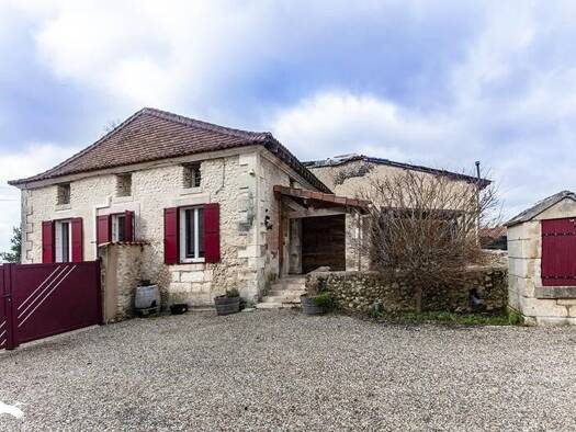 Maison à vendre 217 000 € 5 pièces 4 chambres 120 m² 1 697 m² de terrain Tocane-Saint-Apre 24350