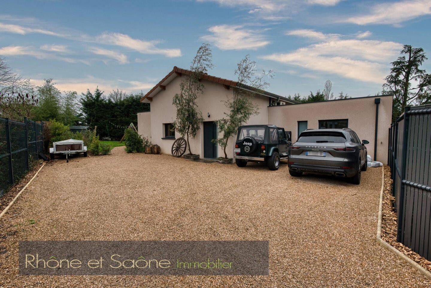 Maison à vendre, 203m², LA TOUR DE SALVAGNY