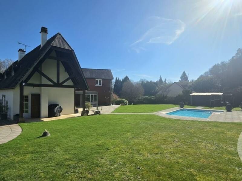 Maison à vendre, 290m², VALLANGOUJARD