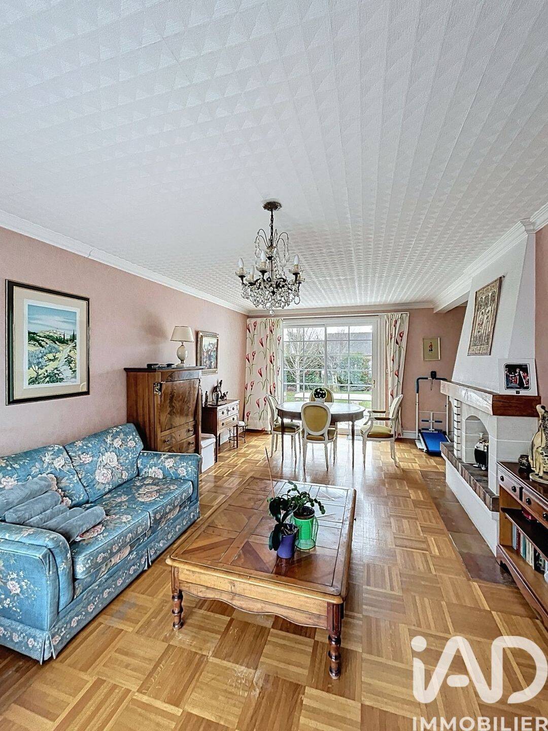 Maison à vendre, 130m², CHAILLY EN BIERE