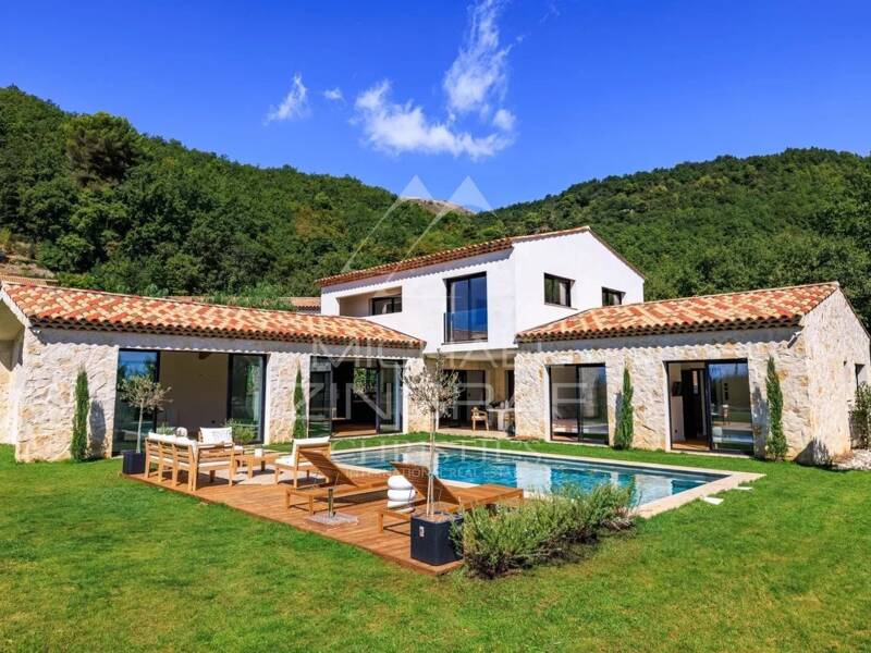 Maison à vendre, 231m², TOURRETTES SUR LOUP