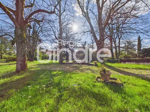 Appartement à vendre 220 000 € 3 pièces 2 chambres 61 m² RDC/5 Tassin le Bourg Tassin-la-Demi-Lune 69160