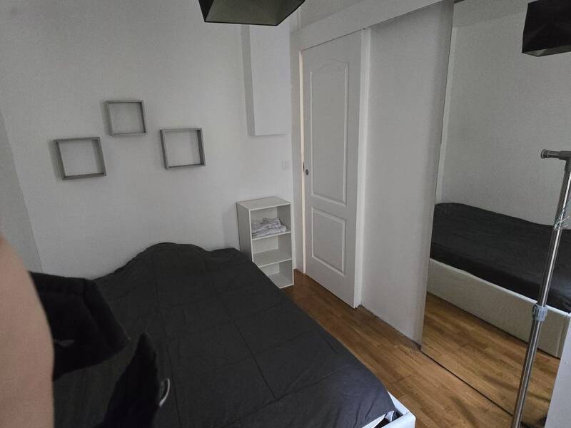 Maison à louer, 24m², PARIS 18E