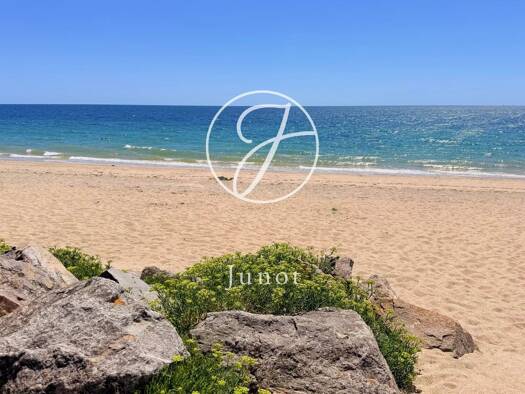 Terrain constructible à vendre 720 000 € 2 452 m² de terrain Campagne-Atlantique Sarzeau 56370