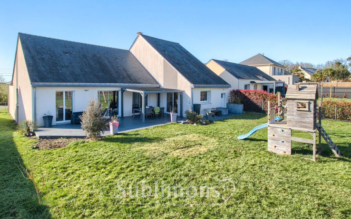 Achat Maison de plain-pied 6 pièces 130 m² 332200 € Ligné (44850)