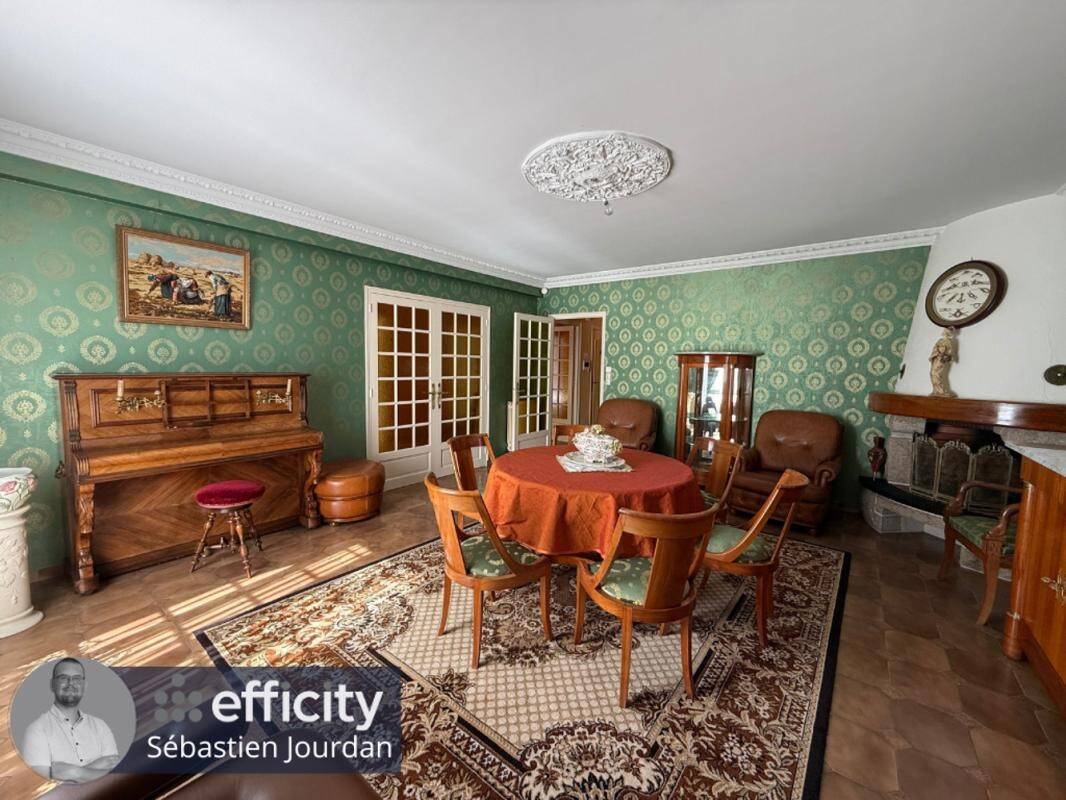 Maison à vendre, 242m², LA GUERCHE DE BRETAGNE