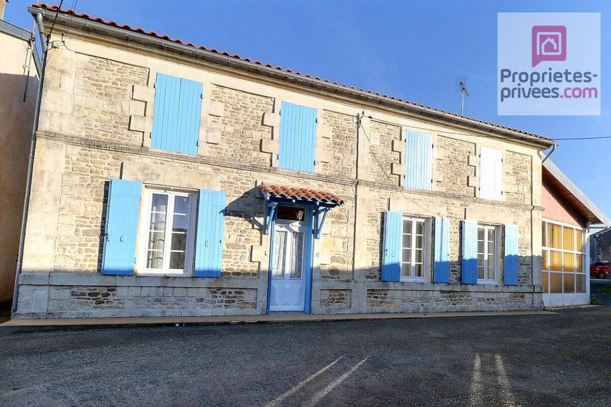 Maison à vendre, 170m², TONNAY BOUTONNE