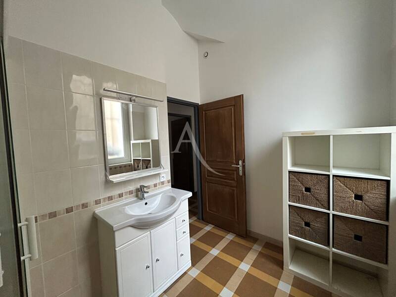 Maison à louer, 51m², BEZOUCE