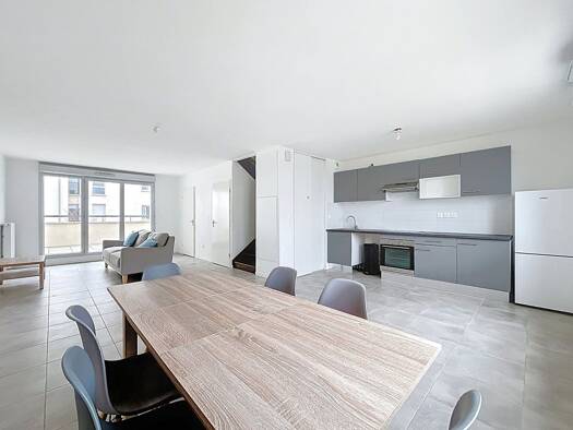 Appartement à louer 1 100 € 4 pièces 3 chambres 89 m² Étage 1/3 Ramassiers-Marots Cabriol Colomiers 31770