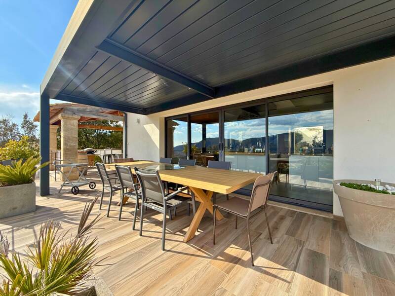 Maison à vendre, 413m², FORCALQUIER