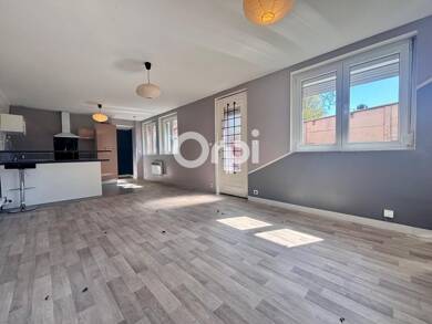 Maison à vendre 167 890 € 4 pièces 2 chambres 88 m² 329 m² de terrain Faubourg de Bethune Douai 59500