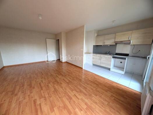 Appartement à vendre 196 000 € 3 pièces 2 chambres 65,36 m² RDC/3 La Chapelle-des-Fougeretz 35520