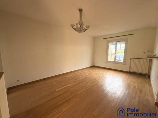 Maison à louer 1 825 € 7 pièces 6 chambres 130,1 m² Sainte Thérèse-Demi Lune Caen 14000