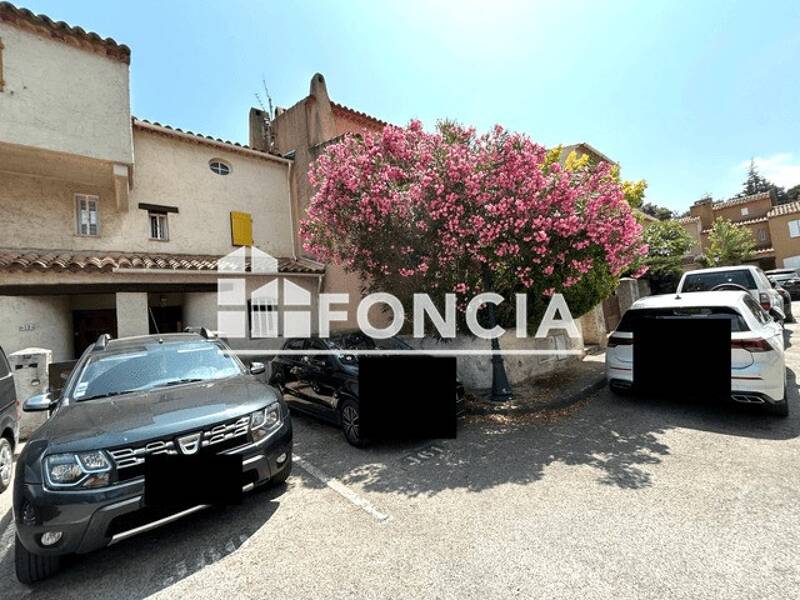 Maison à louer, 61m², LE BEAUSSET