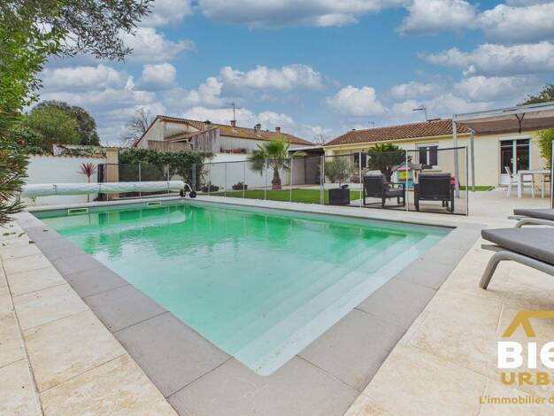 Villa à vendre 339 200 € 5 pièces 4 chambres 103 m² 550 m² de terrain Garons 30128