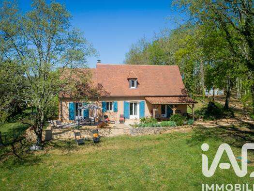 Maison à vendre 298 000 € 4 pièces 2 chambres 135 m² 3 848 m² de terrain Saint-Chamassy 24260
