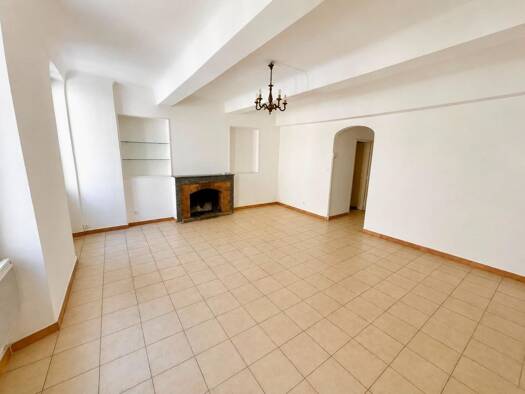 Maison à vendre 225 800 € 5 pièces 3 chambres 159 m² Montfort-sur-Argens 83570