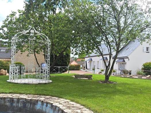 Maison à vendre 278 250 € 5 pièces 3 chambres 160 m² 4 200 m² de terrain Ermenonville-la-Grande 28120