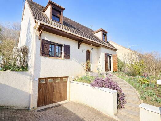 Maison à vendre 311 000 € 5 pièces 4 chambres 123 m² 895 m² de terrain Nord Ouest La Ferté-sous-Jouarre 77260