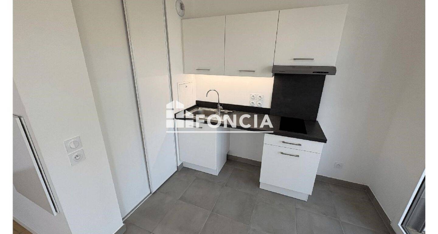 Maison à louer, 27m², RUEIL MALMAISON