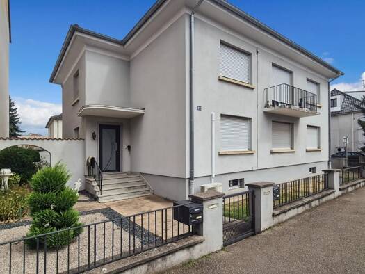 Appartement à vendre 245 000 € 6 pièces 4 chambres 97 m² RDC Centre Ville Haguenau 67500